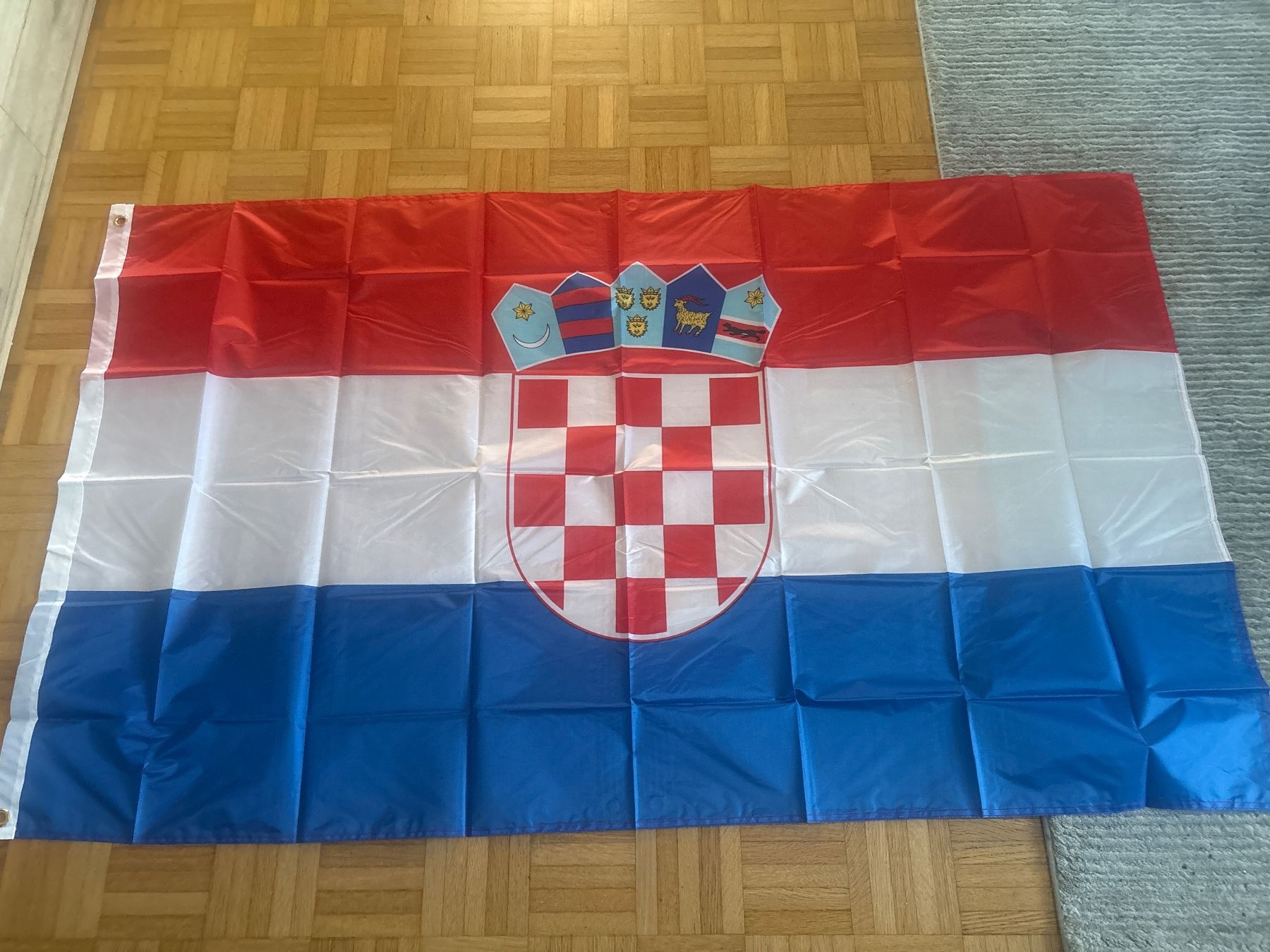 Fahnen: Kroatien Fahne 150x90 – Neu und originalverpackt aus Aarwangen von kah_79t5