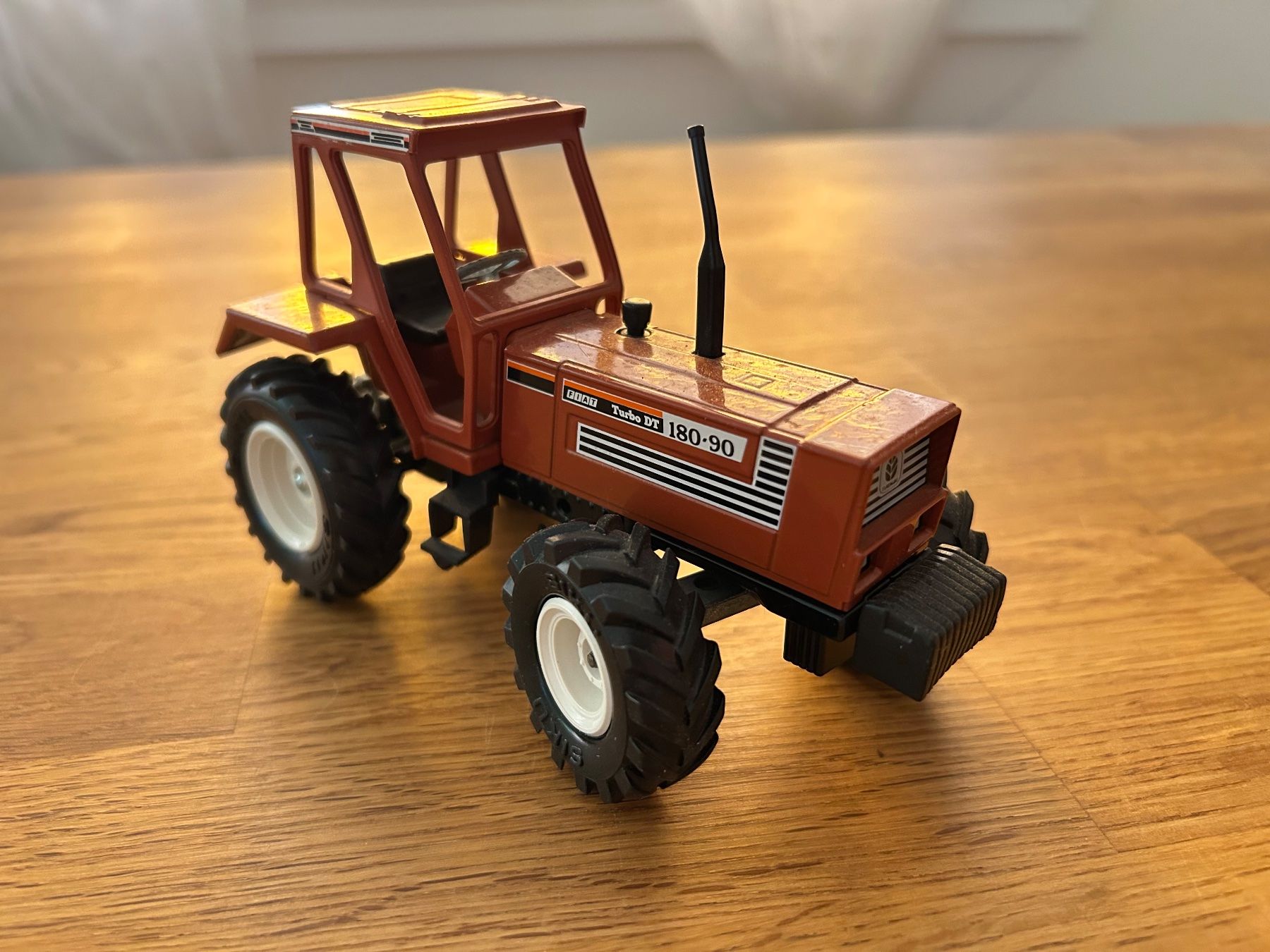 Siku Kit di modellismo & Modellini statici: Siku Fiat Traktor vintage – Usato da Aesch BL venduto da aligator010