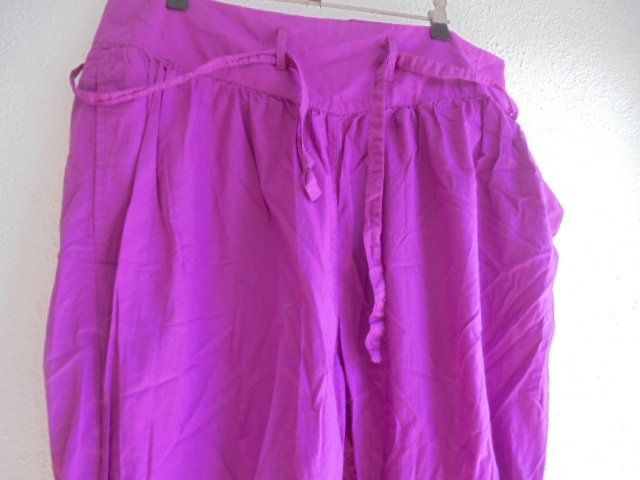 H&M Hosen: Haremshose Pink, Gr. 42, Baumwolle, H&M – Defekt aus Hinwil von Glasperlen 3