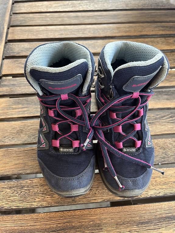Schuhe für Jungen: Lowa Wanderschuhe Grösse 31 – Gebraucht aus Huttwil von meitschi17