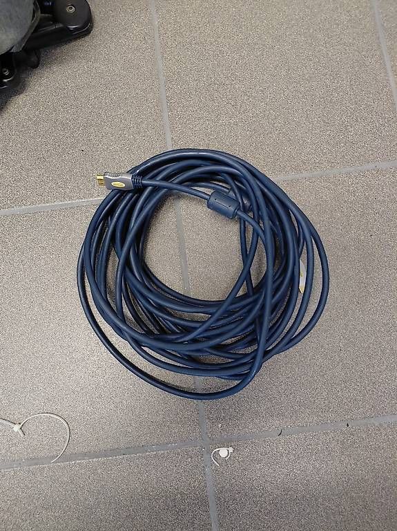 Câbles: Premium 10m HDMI-Kabel Clicktronic – D'occasion à Wangs par man_v2j2