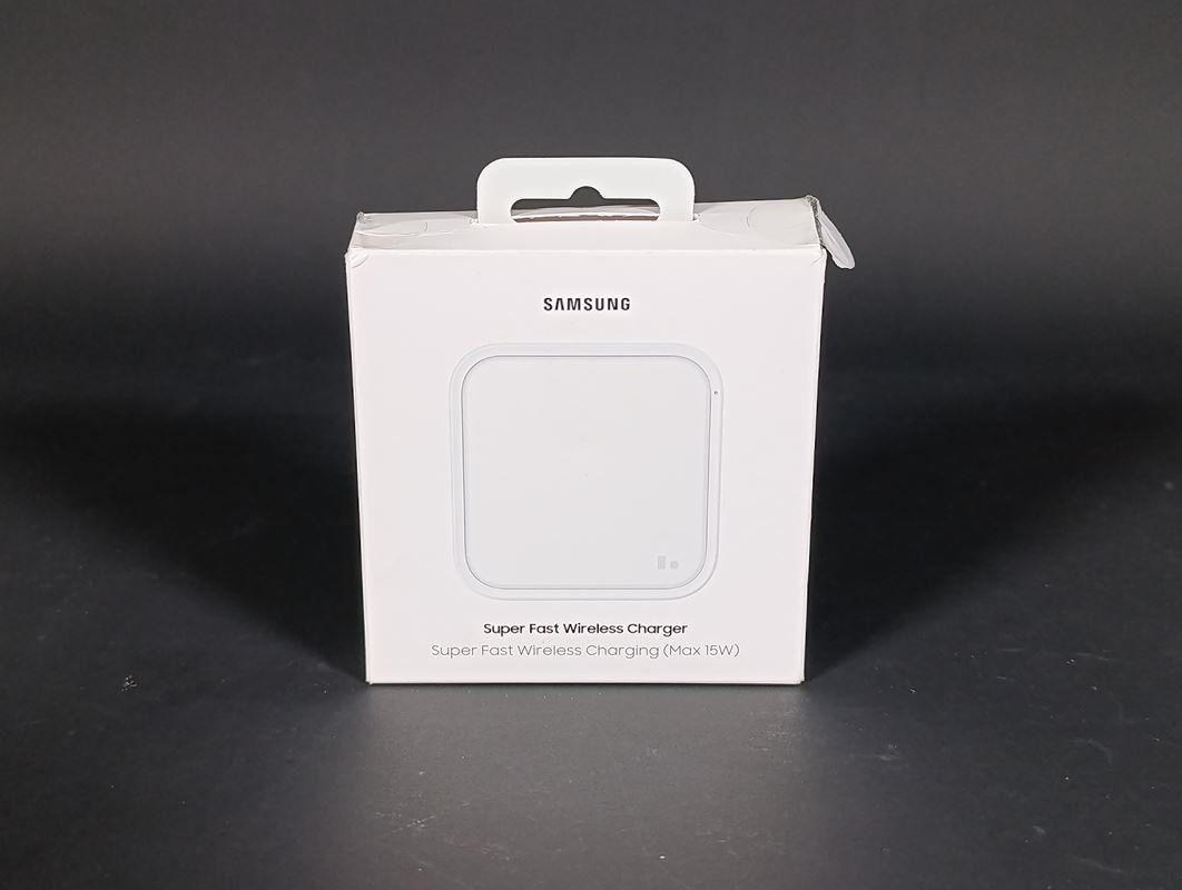 Samsung Caricabatterie: SAMSUNG Chargeur sans fil – Usato da Thielle venduto da Plusvalue_Neuchatel
