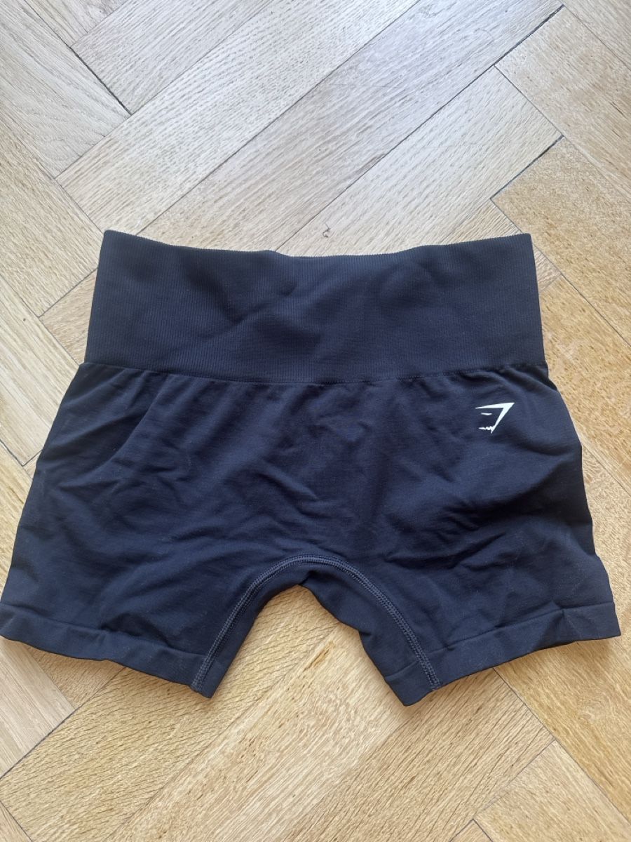 Gymshark Leggings: Gymshark Shorts Leggins S – Usato da Zürich venduto da gi_ner