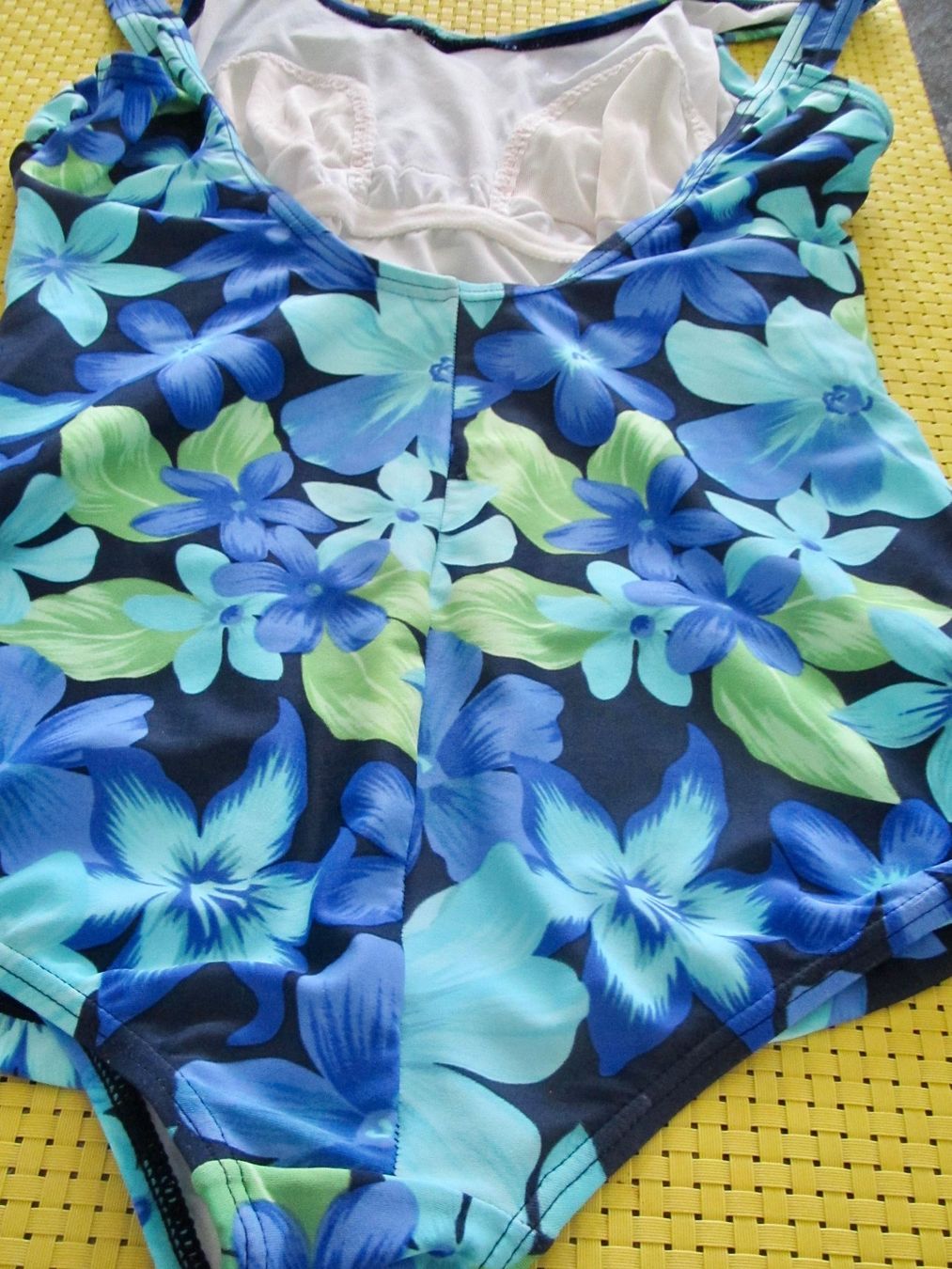 Costumi da bagno & Bikini: MAILLOT DE BAIN RODEO – Usato da Murten venduto da Selliot 3