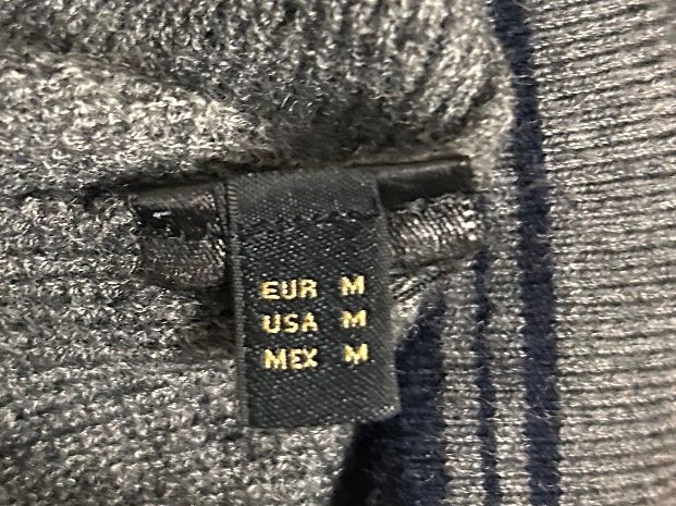 Maglioni & Felpe: Massimo Dutti Pulli Gr. M top Zustand – Usato da Birsfelden venduto da Pearl10 2