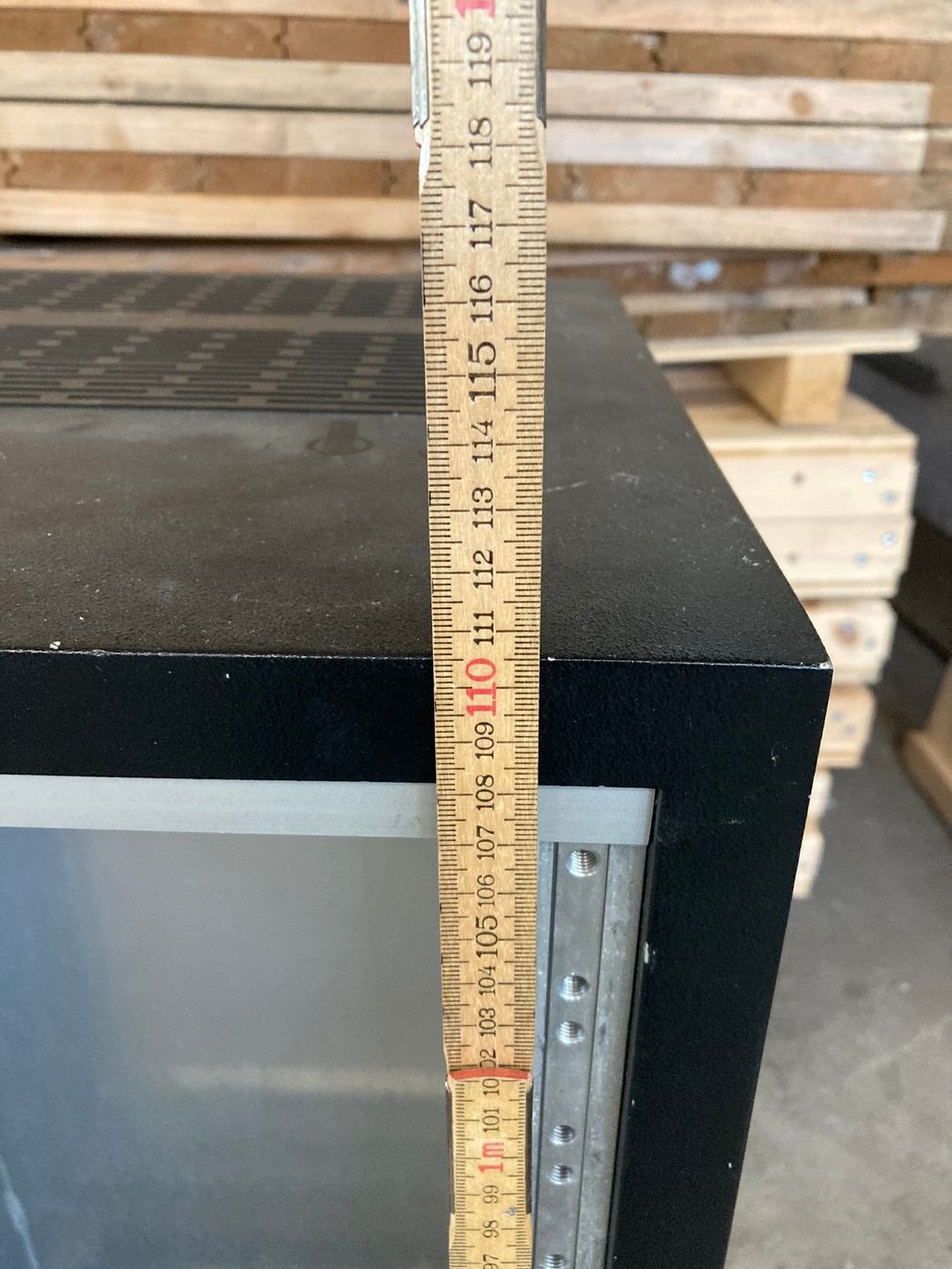 Altri accessori: 19" Rack / Geräteschrank – Usato da Aarau venduto da Atlantis7 4