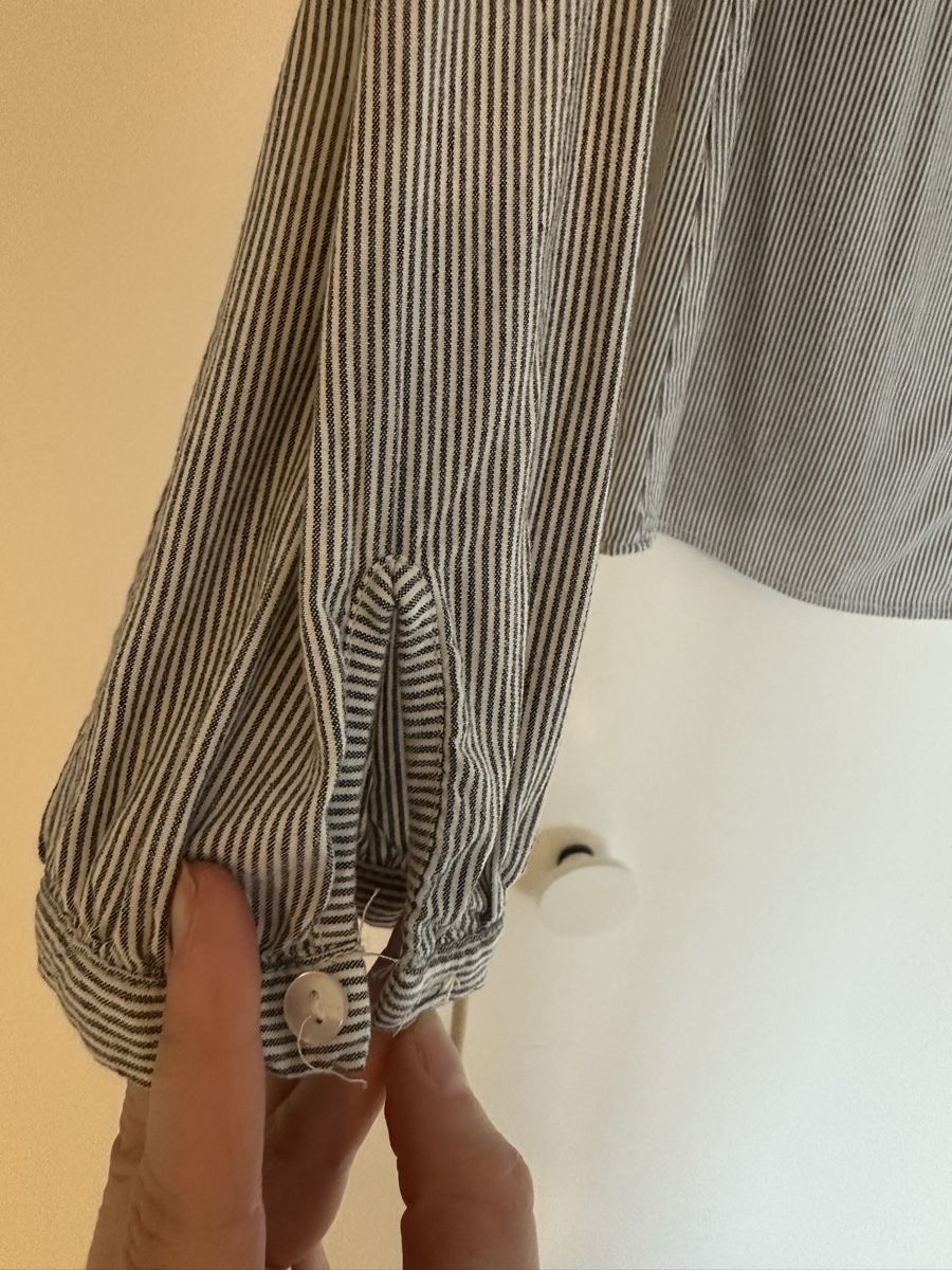 Promod Camicette: Promod Striped Ruffle Blouse, Size Small, Perfect for Spring – Usato da Zürich venduto da car_68nt 2