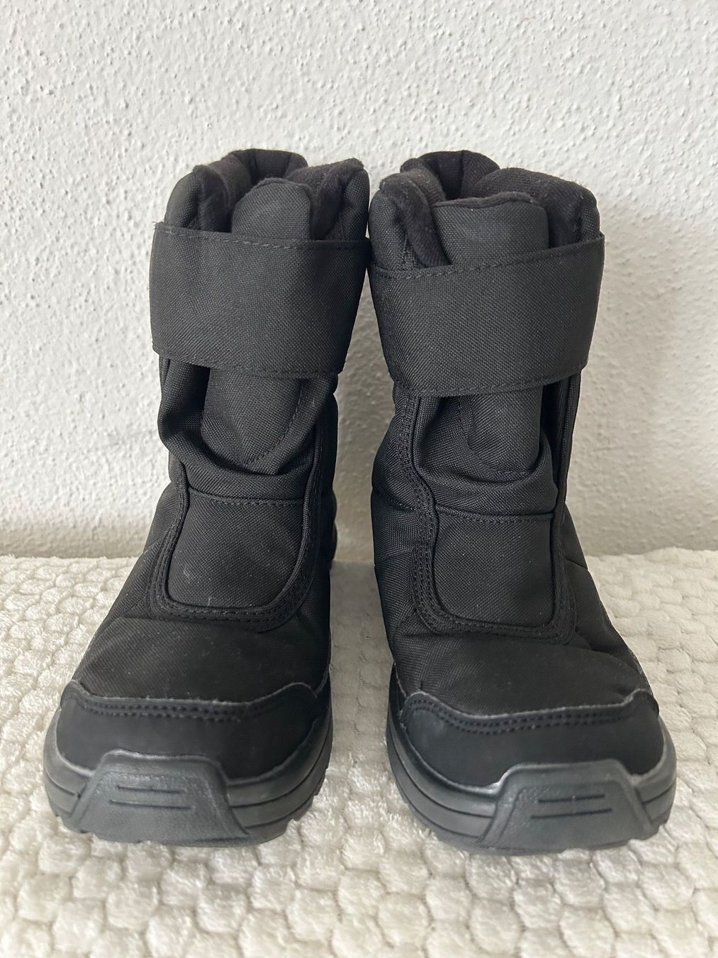 Scarpe per ragazzi: Winterschuhe Schneestiefel Quechua Gr. 33 – Usato da Zürich venduto da Aengely 2