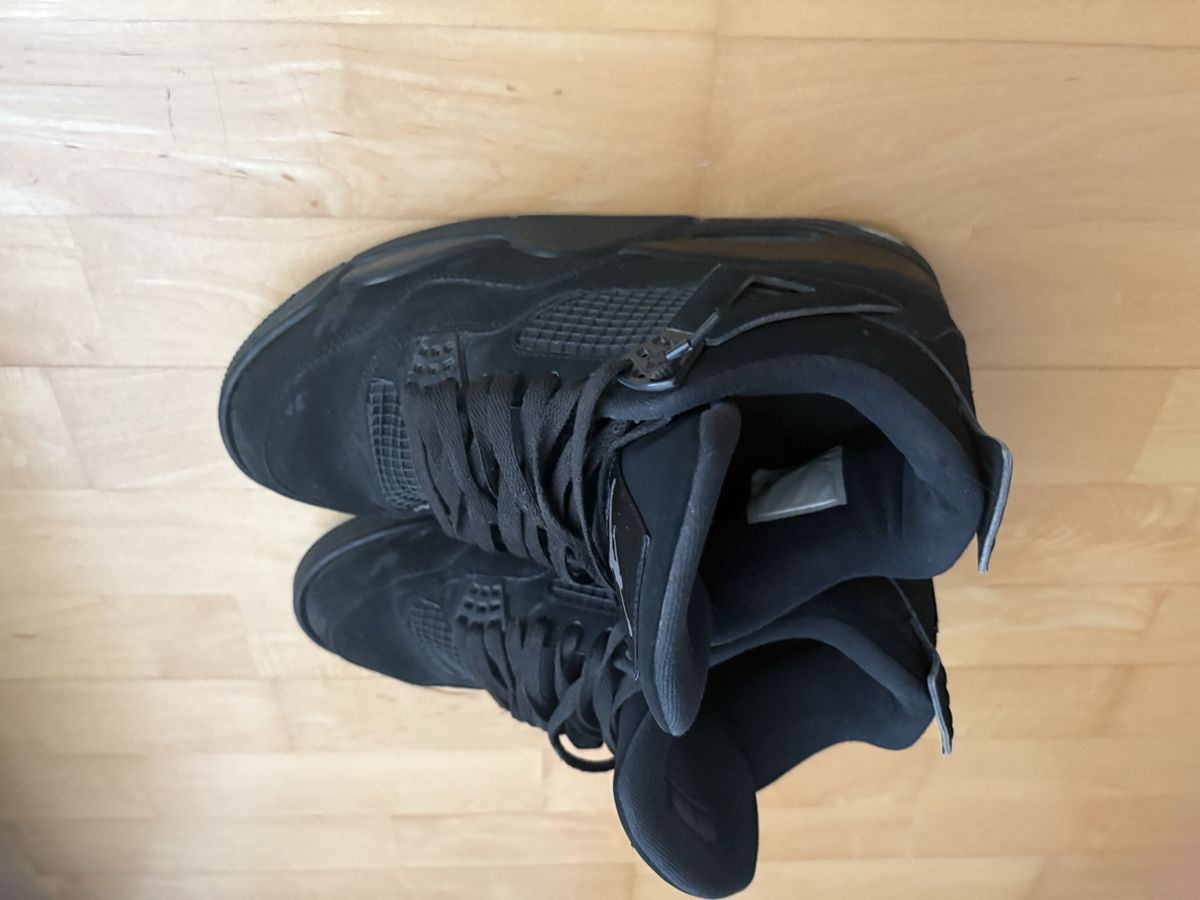 Jordan Scarpe da uomo: Jordan 4 Black Cat – Usato da Kriens venduto da Godier 3