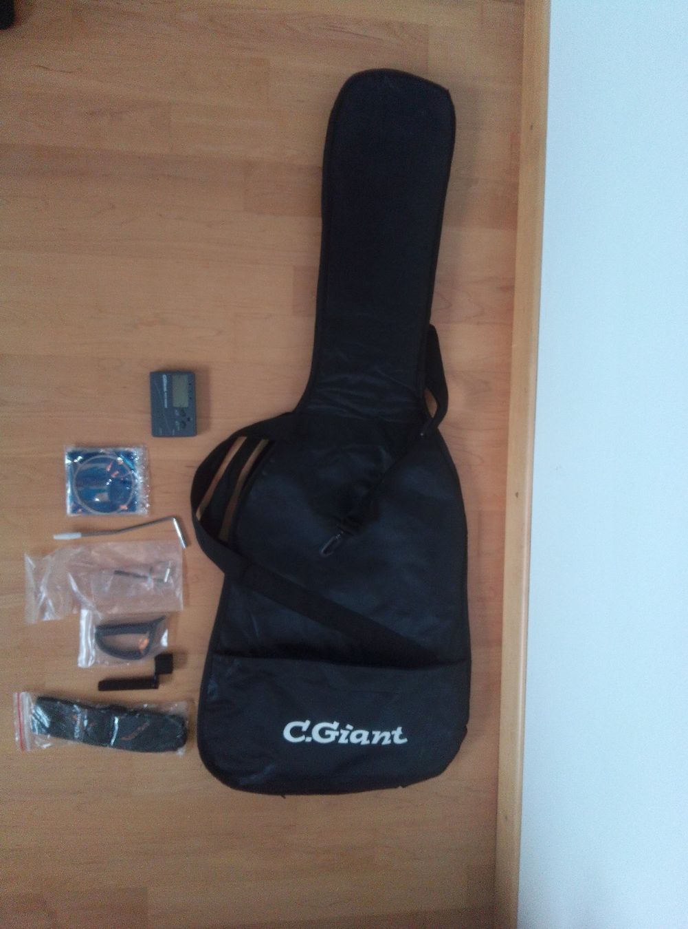 Instruments de musique: Anfänger E-Gitarre – D'occasion à Frauenfeld par nan_xj9v 1