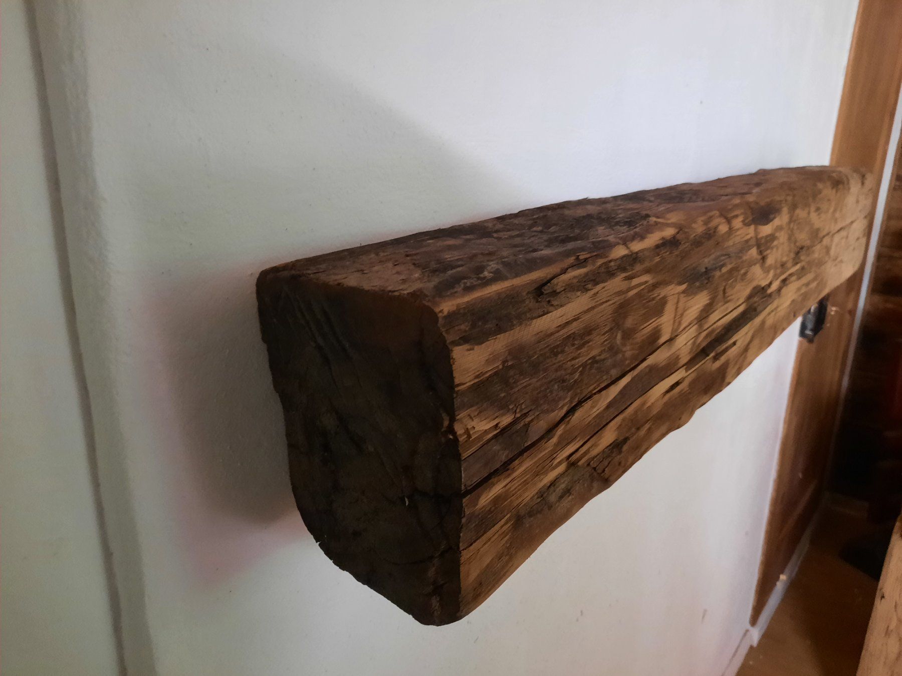 Articoli in legno: Altholz Balken sideboard – Usato da Sisikon venduto da Creantic-Art 2