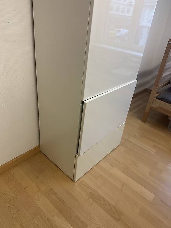 Ikea Armadi: Gebrauchter Ikea Schrank – Usato da Luzern venduto da tom_zzfx 2