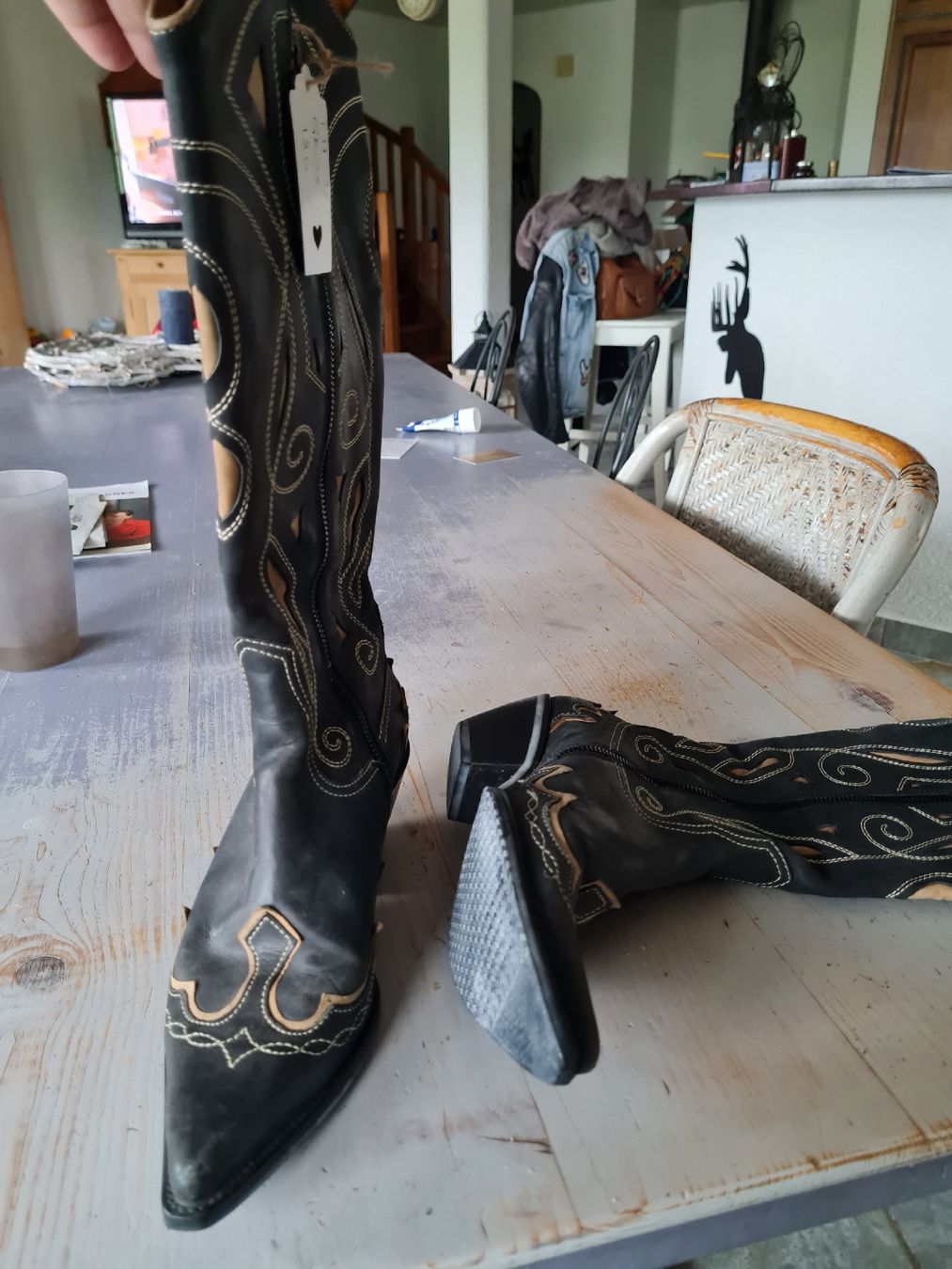 Geox Damenschuhe: Bottes western Geox. T37 – Gebraucht aus Prévonloup von Chambryand2023 2