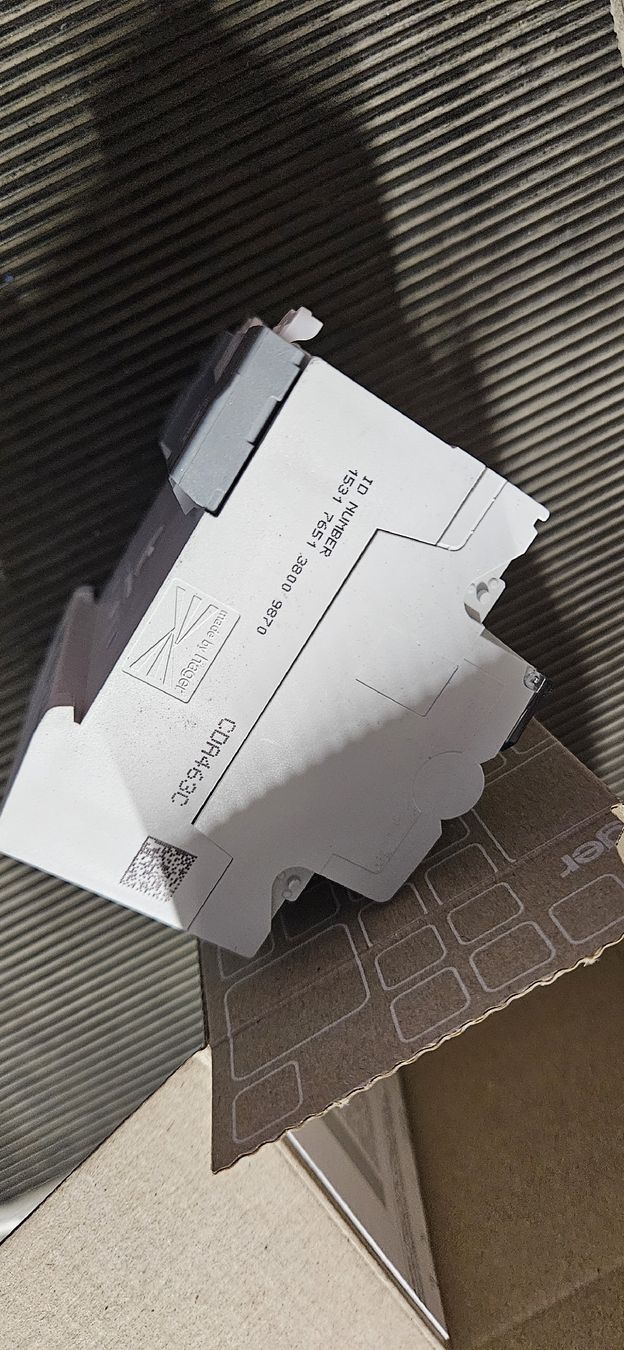 Hager Interruttori: FI-Schutzschalter Hager CDA440C 40A 30mA – Nuovo e nell'imballaggio originale da Baar venduto da Vel...Baar45 1