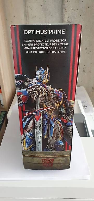 Statuette: OPTIMUS PRIME – Nuovo e nell'imballaggio originale da Buchs LU venduto da san_df8f 3