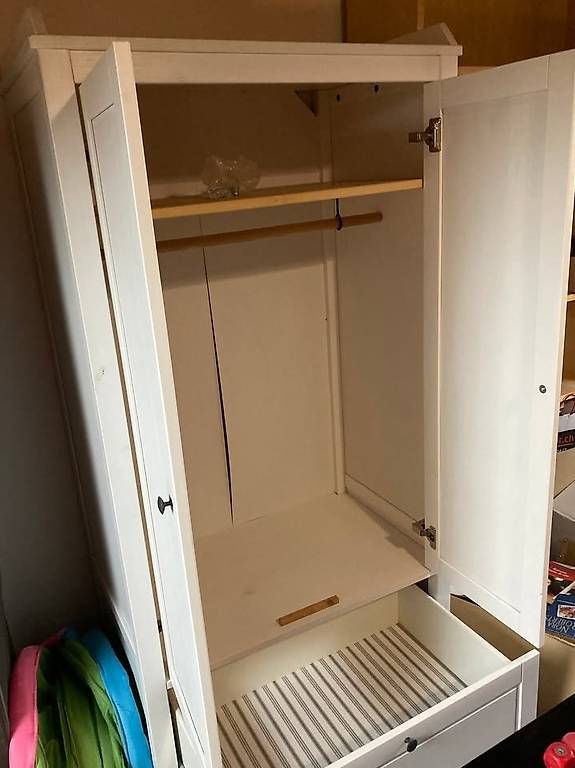 Ikea Armadi: Armoire enfant Ikea Sundvik – Usato da Orbe venduto da sap_7vsl 1