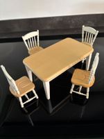 Möbel für Puppenstube
