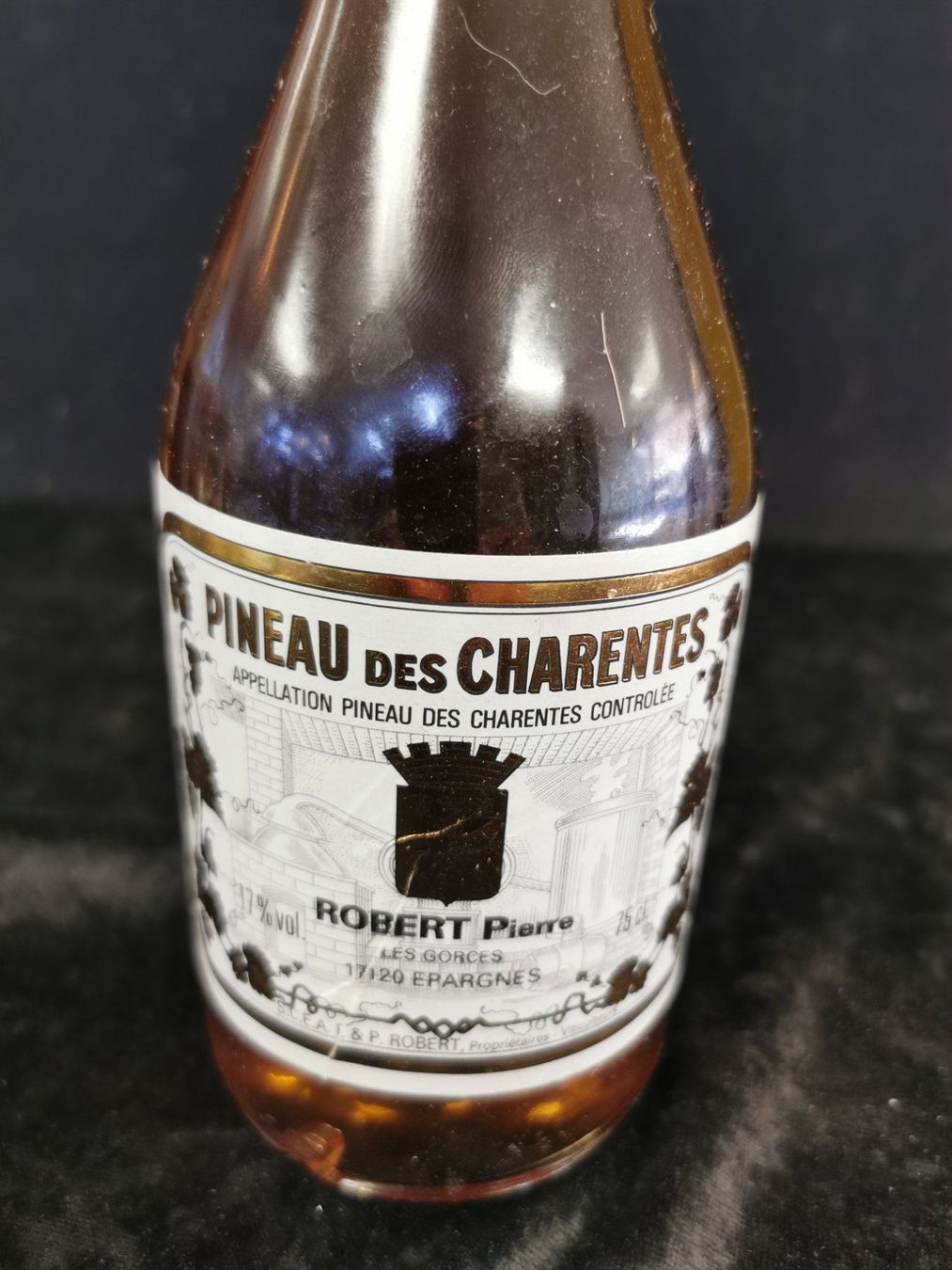 Bevande alcoliche: PINEAU DES CHARENTES ANCIENNE BOUTEILLE – Nuovo (secondo la descrizione) da Genève venduto da Leboucheoreilles 1