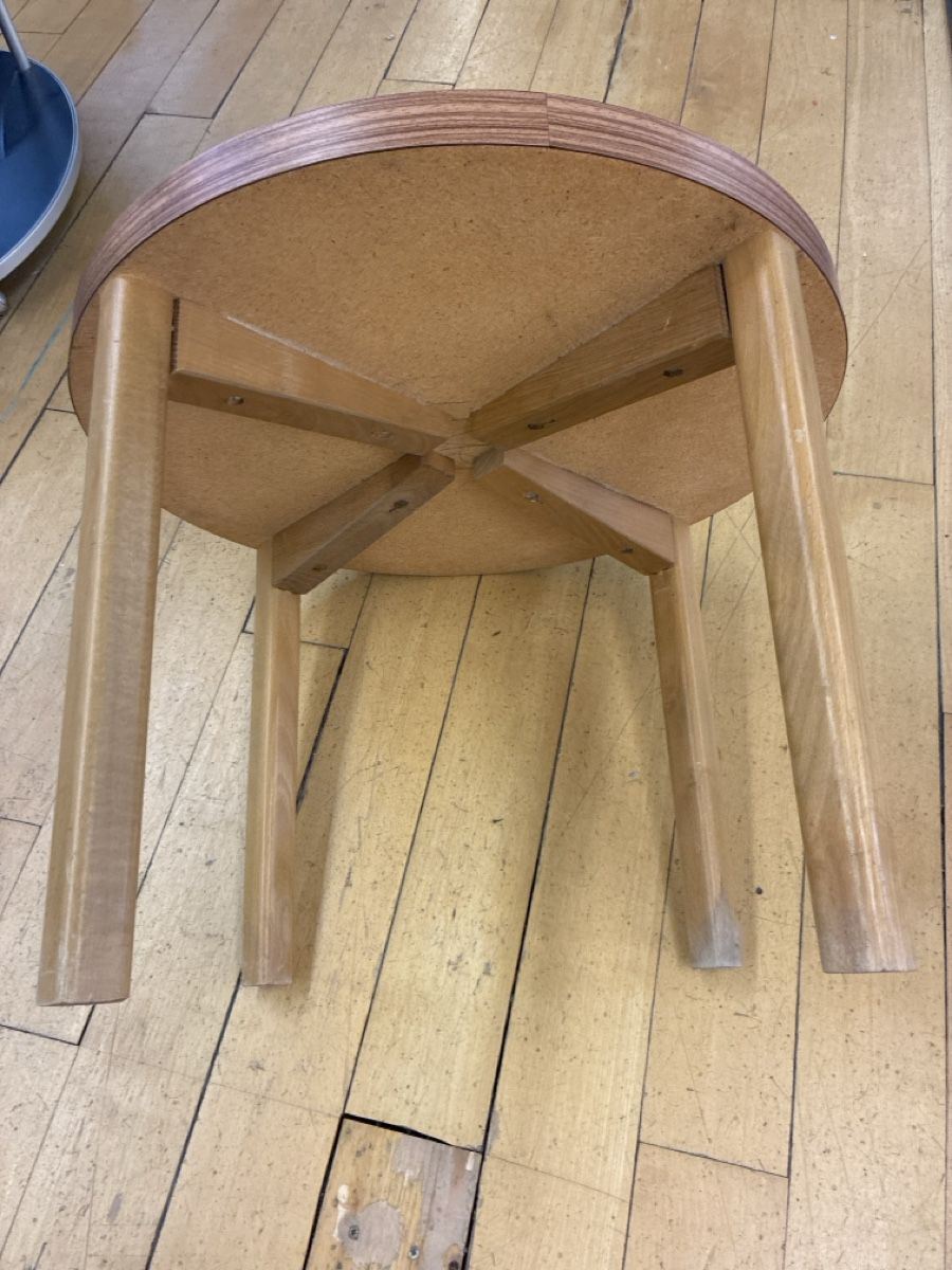 Tavoli: Runder Beistelltisch, Holz-Optik – Usato da Dagmersellen venduto da casatualiq 2