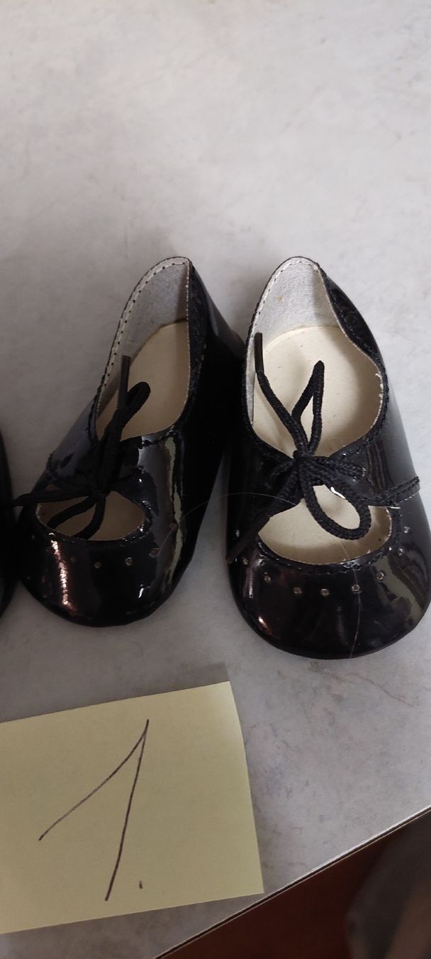 Puppen: Puppenschuhe  – Gebraucht aus Muri AG von nindo1 4