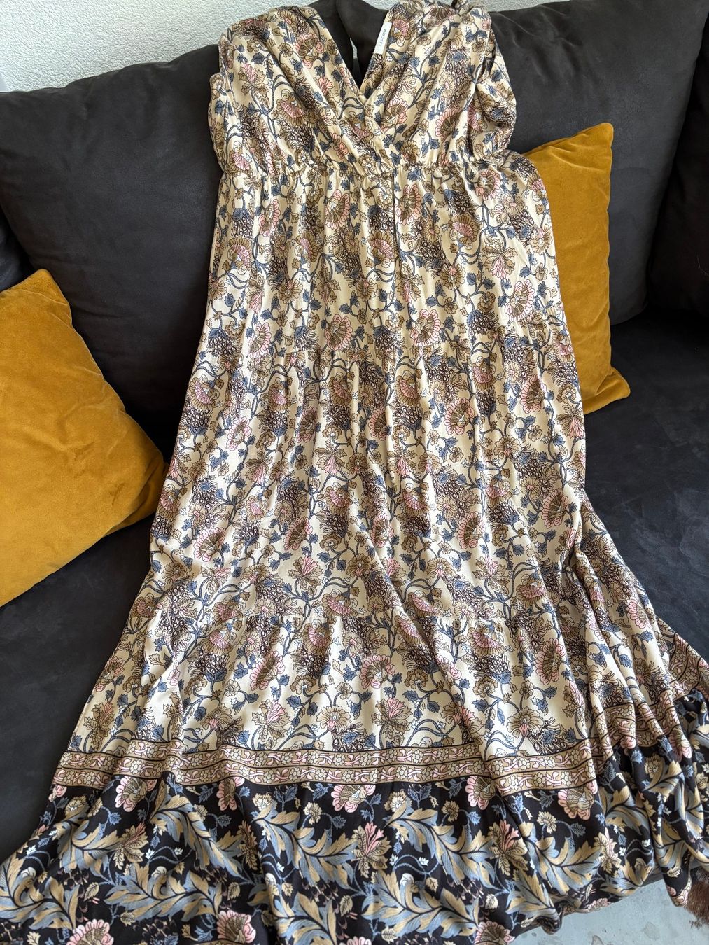 Lascana Kleider: LASCANA Maxikleid neuwertig – Neu (gemäss Beschreibung) aus Merishausen von yourdream 6