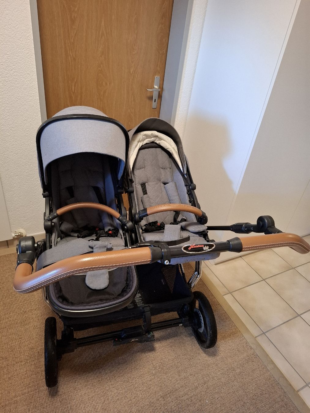 Hartan Kinderwagen: HARTAN TWO SELECT ZWILLINGS-KINDERWAGEN – Gebraucht aus Lütisburg von amerika123 7