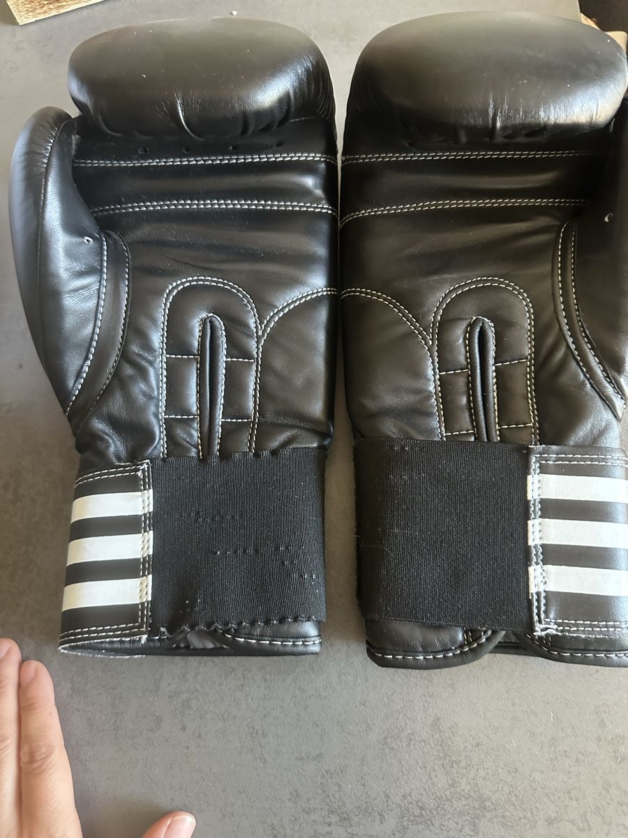 Adidas Handschuhe & Handstulpen: Adidas Boxhandschuhe 12 oz – Neu (gemäss Beschreibung) aus Glarus von Sky039 1