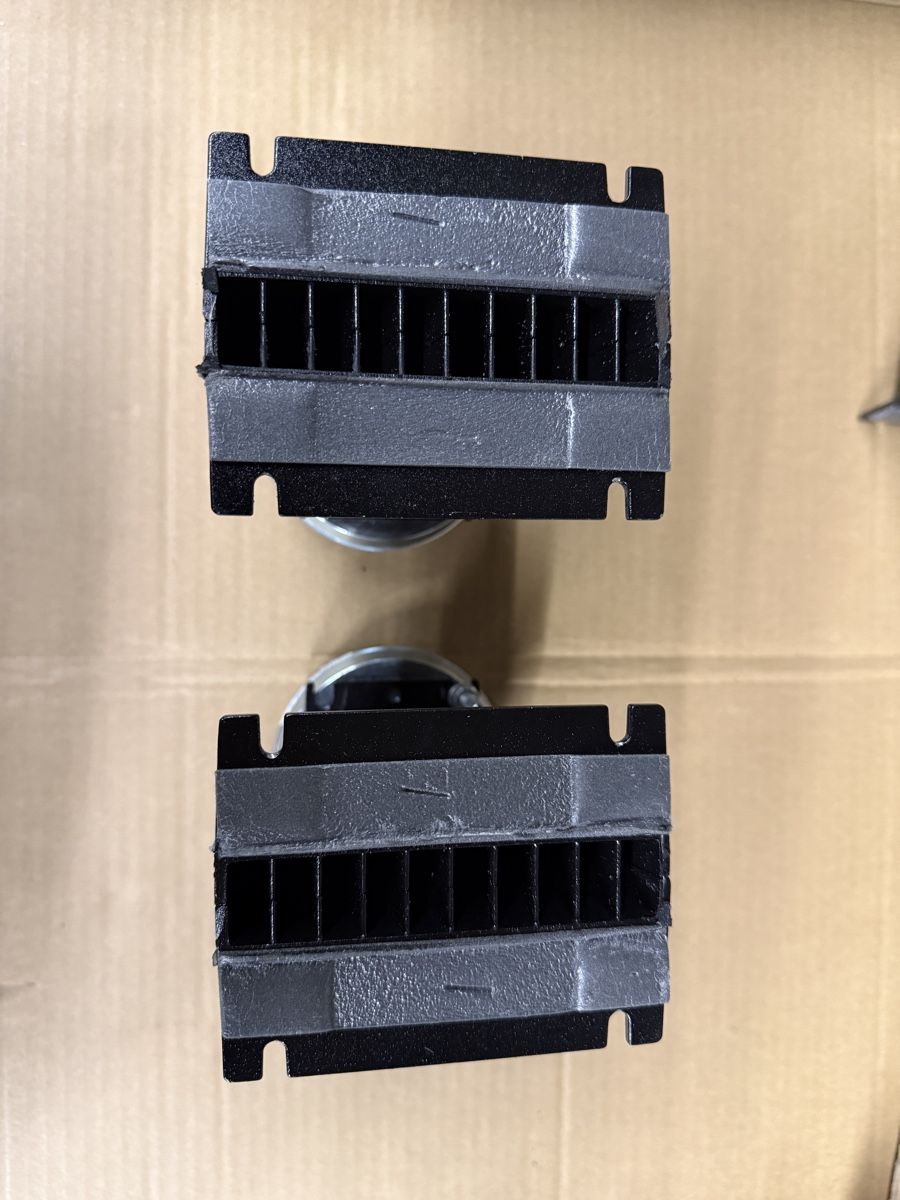 Casse acustiche: Hochtöner 1“ LineArray Horn Wave Guide – Usato da Altishofen venduto da upstage 2