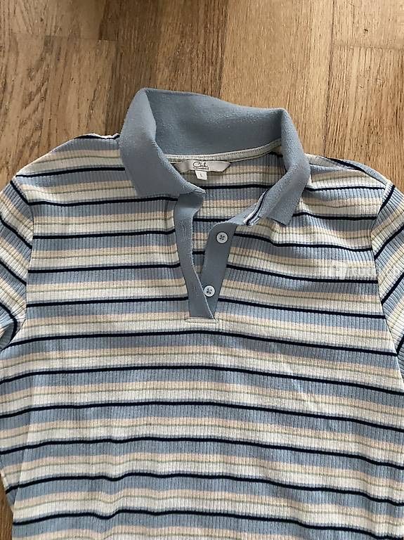 Magliette Polo: Tshirt – Usato da Luzern venduto da oli_6x2r 1