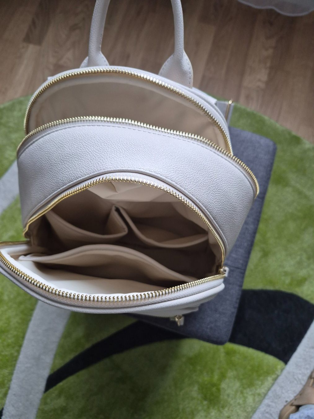Zaini: Valentino Rucksack Foxy Creme – Usato da Rupperswil venduto da Summertime77 4