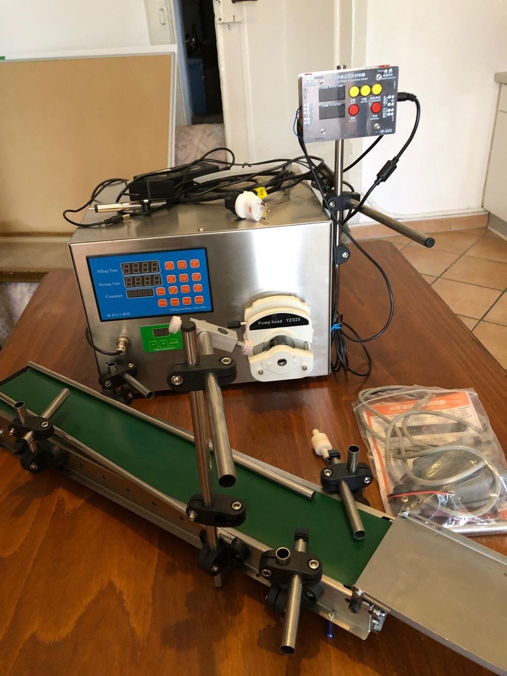Misurare: Imbottigliatrice CHF 400.- – Usato da Meride venduto da AlanS 2