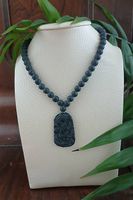 Neue Halskette aus Obsidian mit Drache