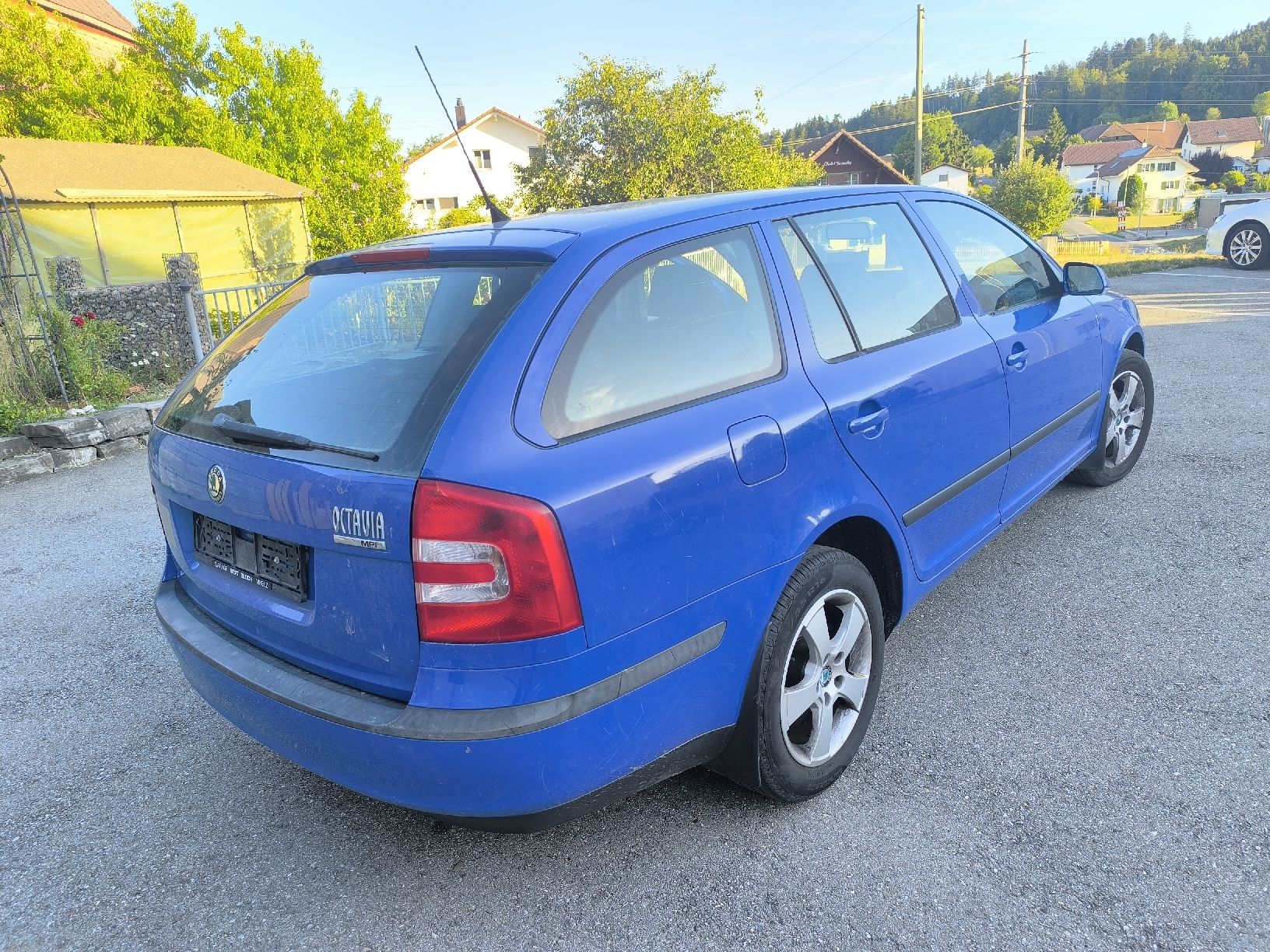 Skoda Automobili: SKODA Octavia Kombi 1.6l ab 1Fr. – Difettoso da Schmitten FR venduto da alain.k 5