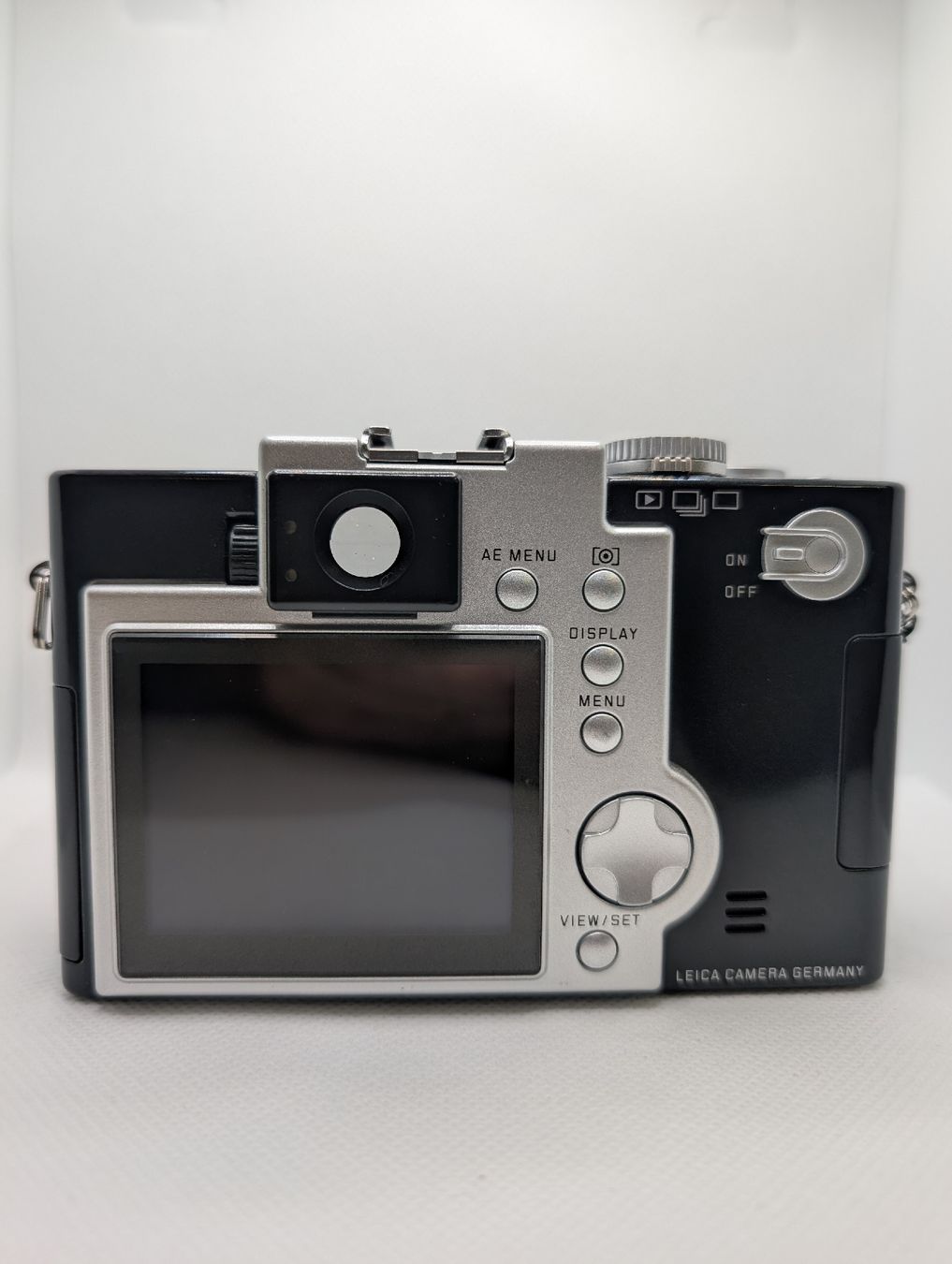 Leica Kamera: Leica Digilux 1, Klassiker mit CCD-Sensor & Summicron – Gebraucht aus Belp von tacco87 1