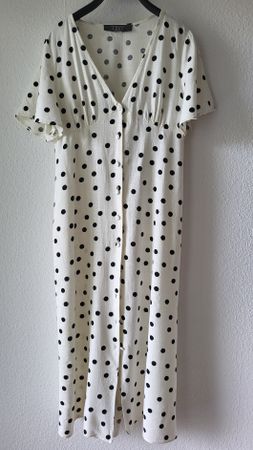 Kleid weiss schwarz gepunktet Grösse 40