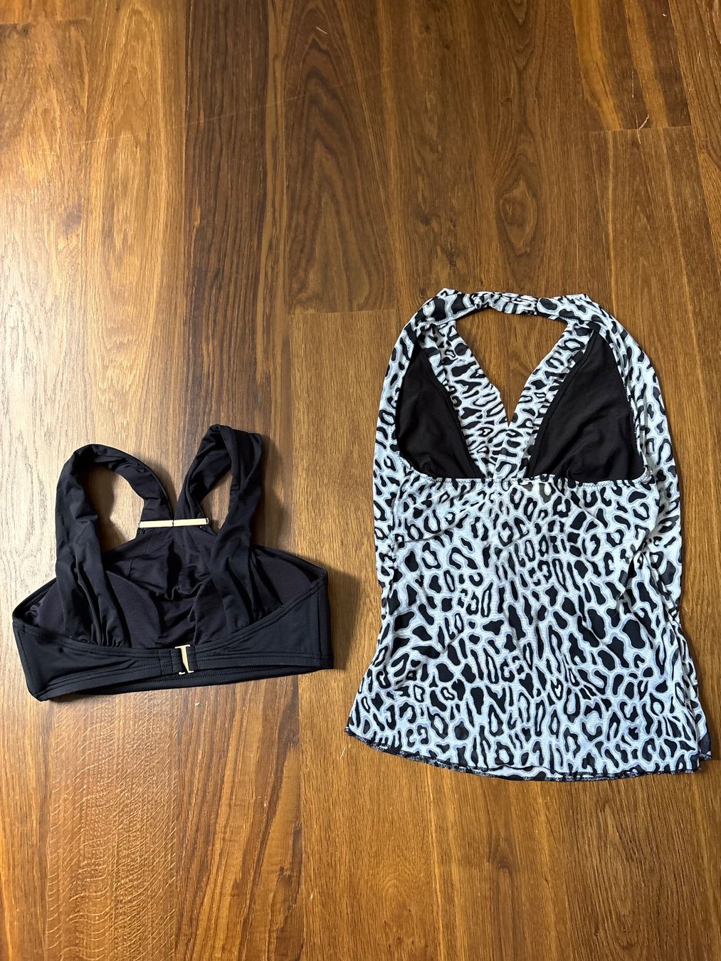 Michael Kors Costumi da bagno & Bikini: Tabou Tankini Top & Michael Kors Bikini Top - schwarz – Usato da Richterswil venduto da ZueriLake2 1
