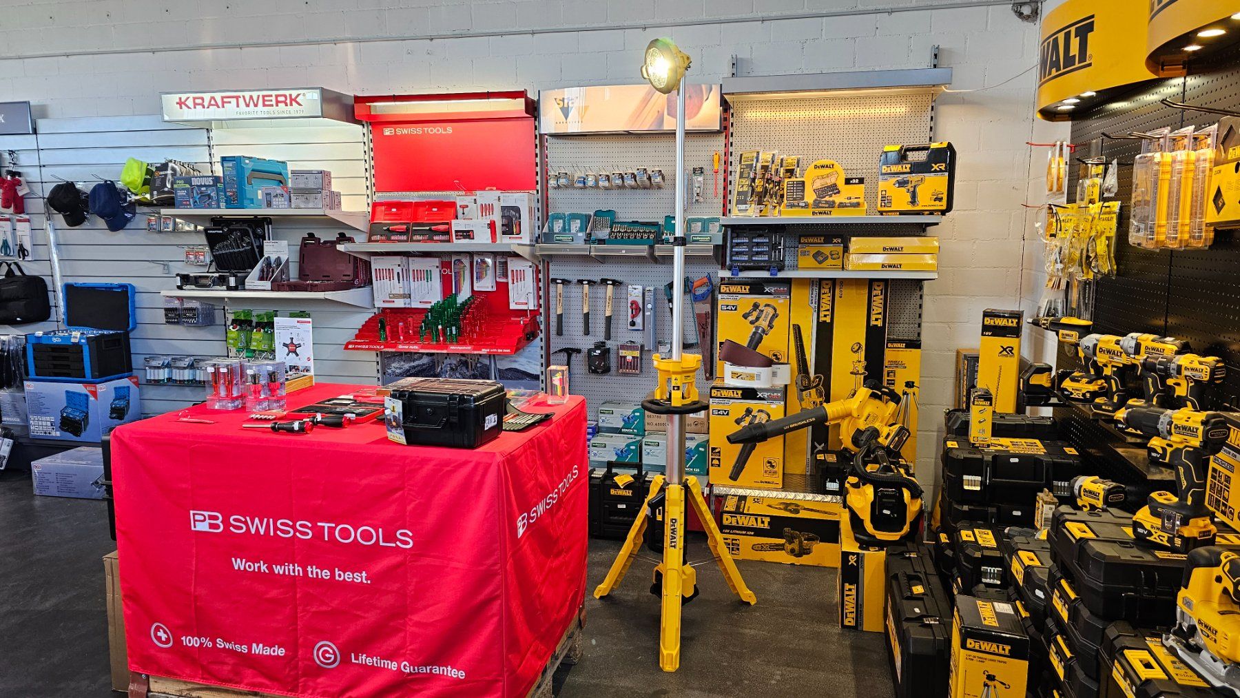 PB Swiss Tools Alle Werkzeuge: PB Swiss Tools Schraubenzieherset PB 1560 CBB Classic – Neu und originalverpackt aus Koppigen von Bracher_Mail-House 4