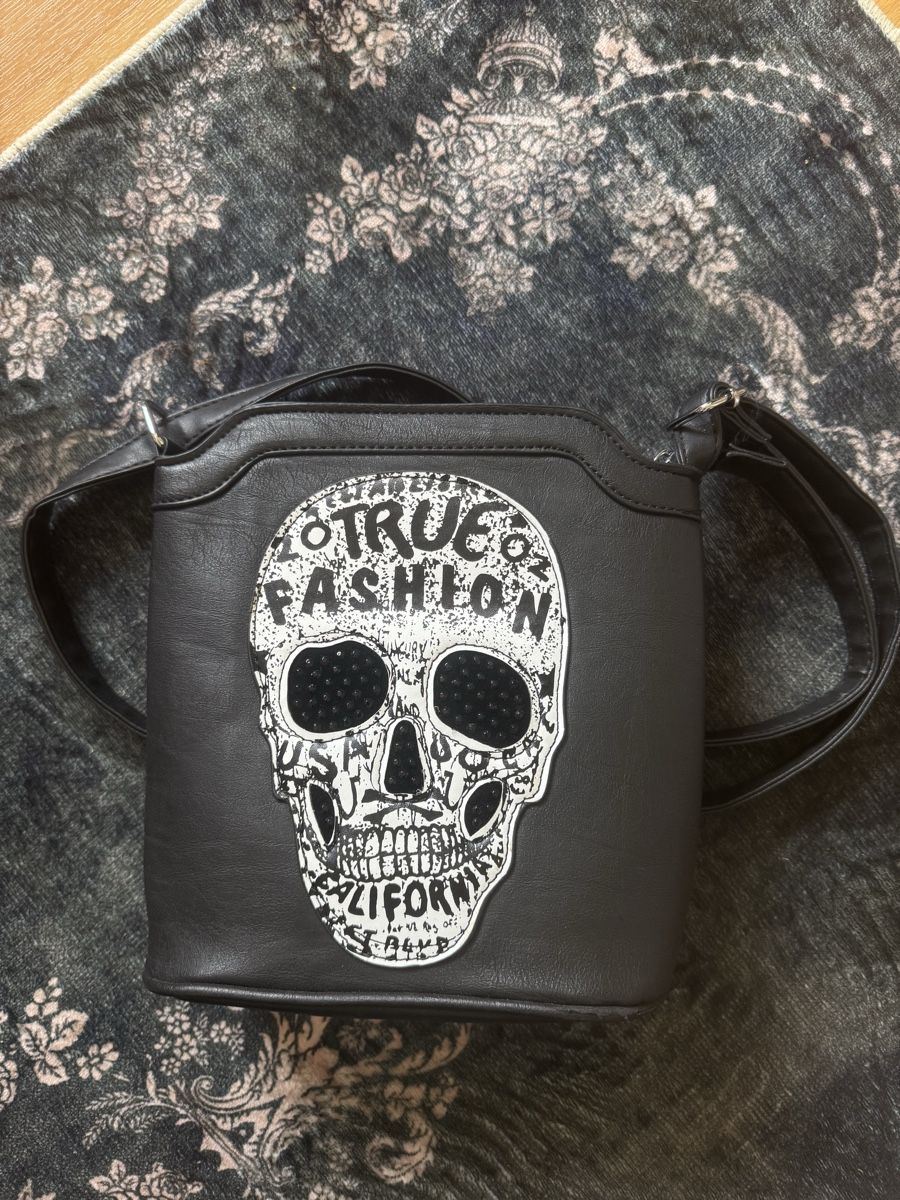 Taschen: Gothic Umhängetasche – Gebraucht aus Rüti ZH von Mysticphoenix.mel 2