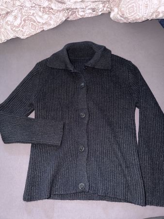 Dunkelgraue Strickjacke, Herbst-Look, Gr. M, Top Zustand