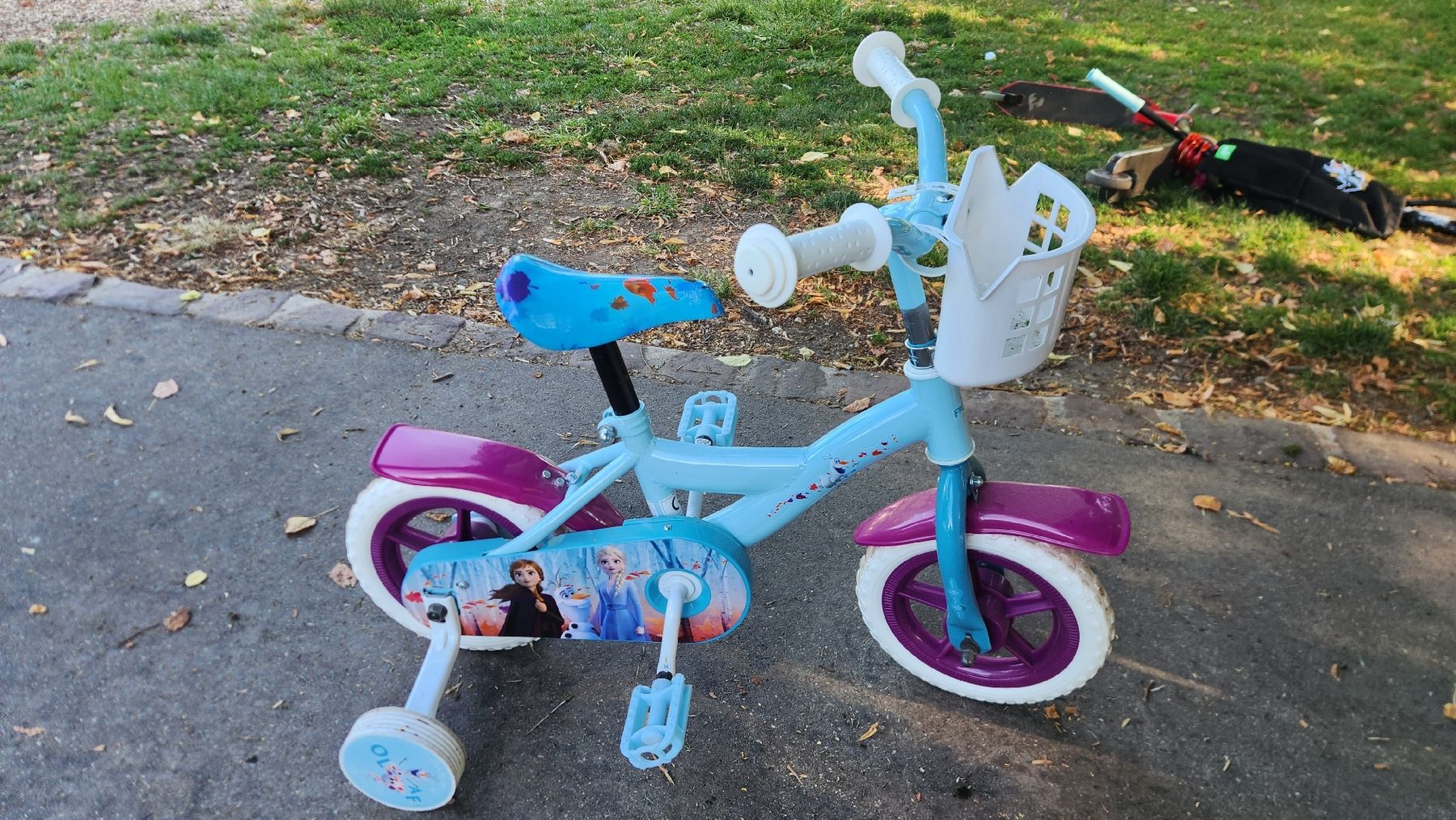 Biciclette: Kinderfahrrad inkl. Stützräder – Usato da Basel venduto da lukag99