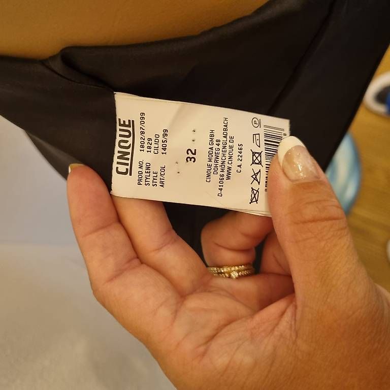 Vestiti: Kleid von Cinque, Gr. 32 – Usato da Hägglingen venduto da TameDeVito 4