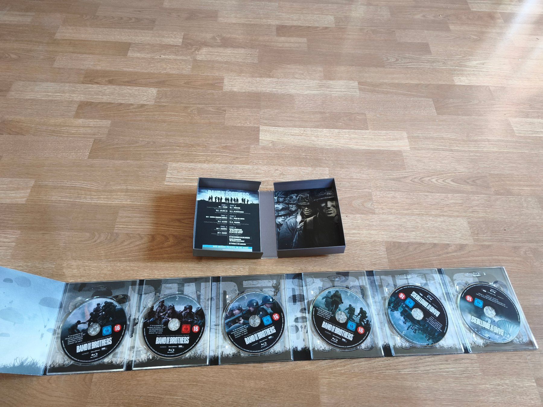 Alle DVDs: Band of Brothers – Gebraucht aus Kerzers von Pachystachys 1