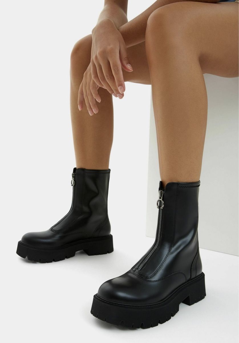 Bershka Scarpe da donna: Stiefeletten Neu 38 – Nuovo e nell'imballaggio originale da Steffisburg venduto da TelmaG 1