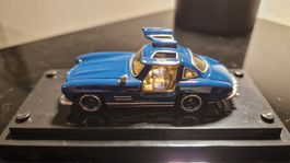 Mercedes Benz 300 SL 1:64 HotWheels blau
