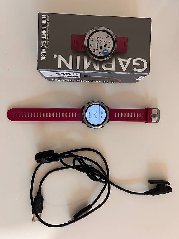 Garmin Smartwatch: Garmin Forerunner 645 Music – Usato da Bussigny venduto da hfr_j6yv