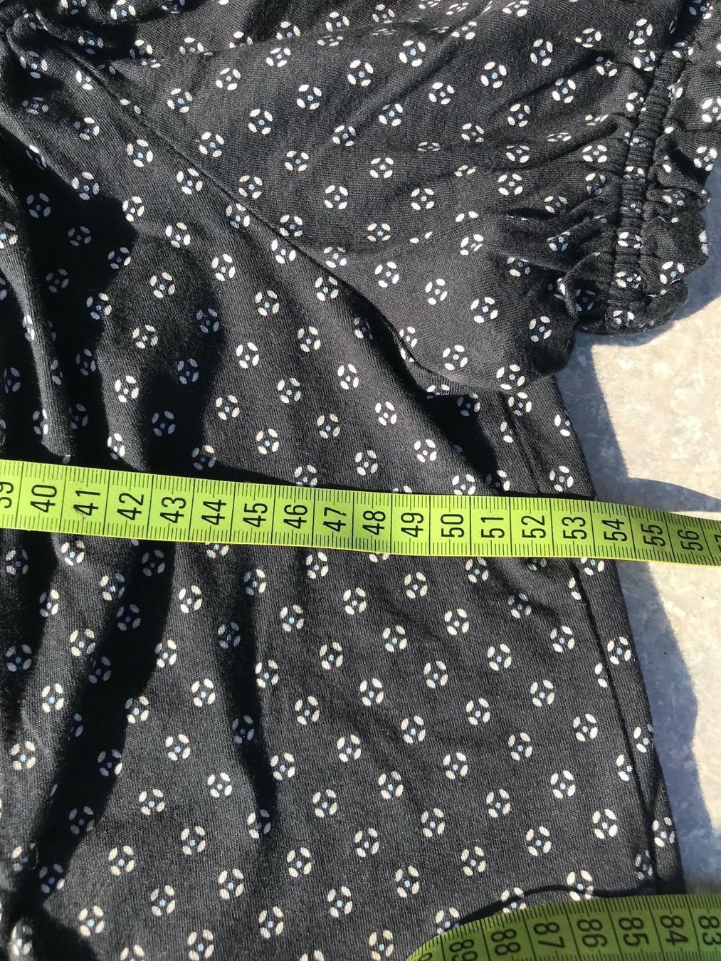H&M T-shirt: Carmenshirt Baumwolle M-L – Usato da Meilen venduto da Flockenwirbel 5