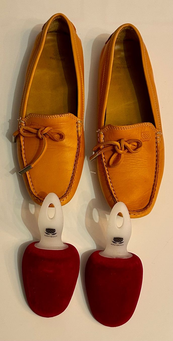 Navyboot Scarpe da donna: Slipper von Navyboot aus Leder - Grösse 38 – Usato da Küsnacht ZH venduto da Omega-Speedmaster 2