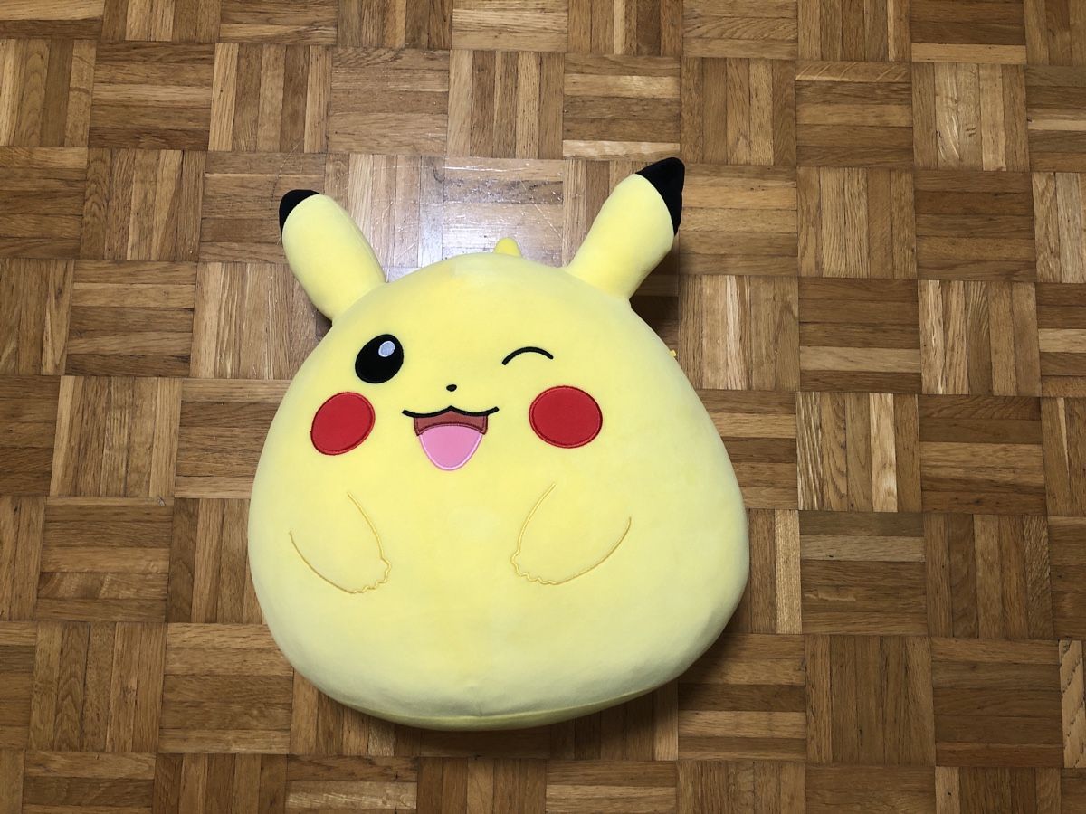 Spielzeuge: Pikachu Kissen – Gebraucht aus Aadorf von Kriscross