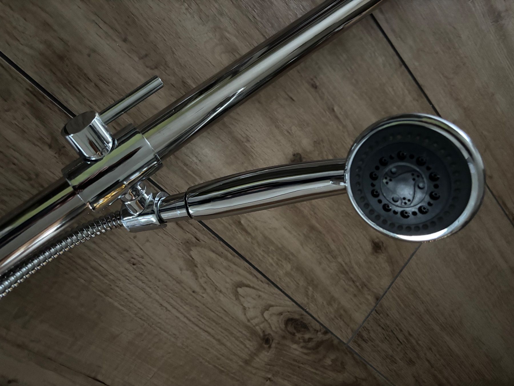 Docce: Duschstange mit Haltestange – Usato da huttwil venduto da Chira2015 4