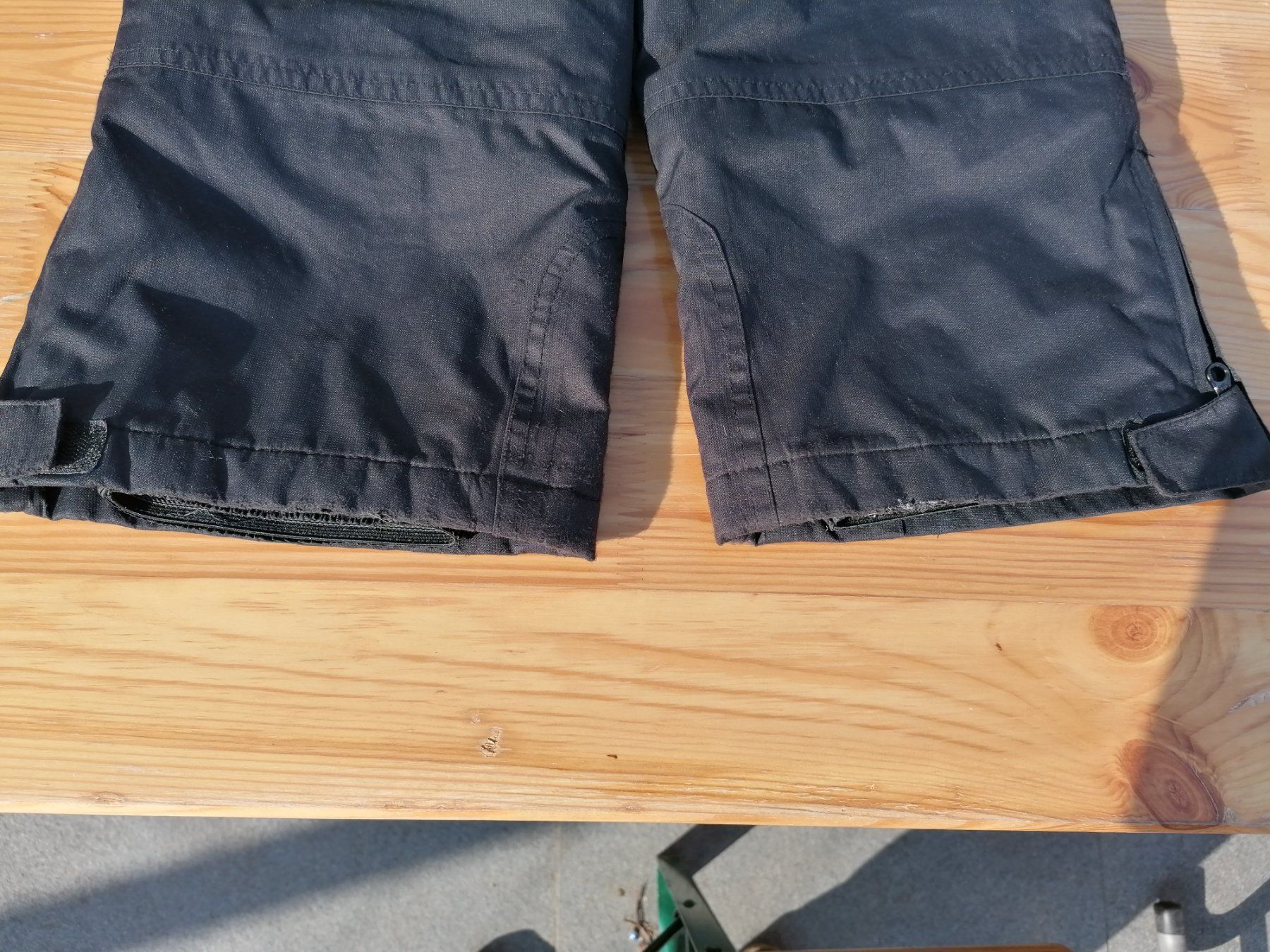 Pantaloni: Winter 2 Skihosen Grösse 104 – Usato da Balterswil venduto da machines6 2